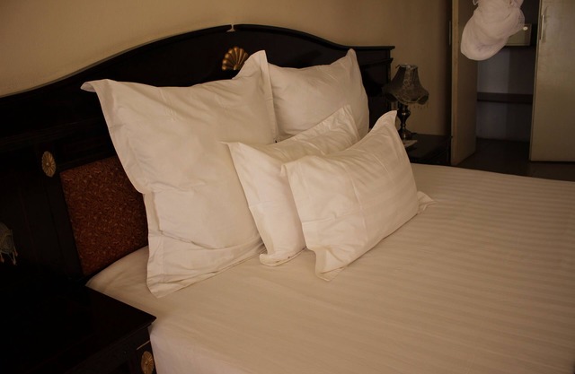 Golden Pillow Choma