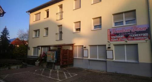 Golden Rangau Hotel & Pension