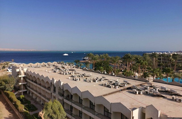 Golden Rose Hotel