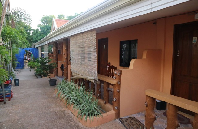 Golden Sam Resort