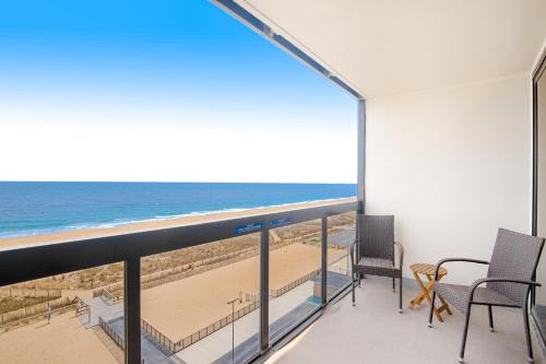 Golden Sands 607