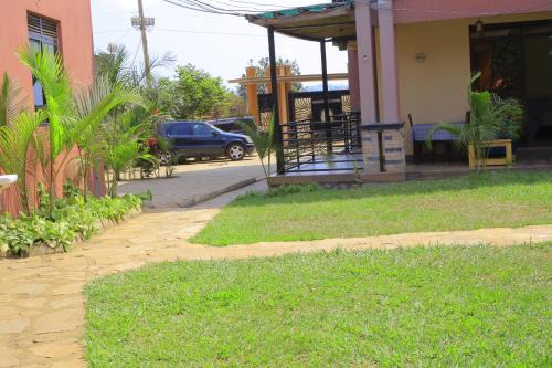 Golden Suites Hotel