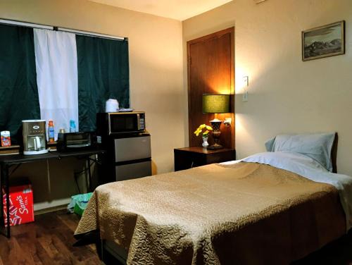 Golden Sunflower's Apt D1