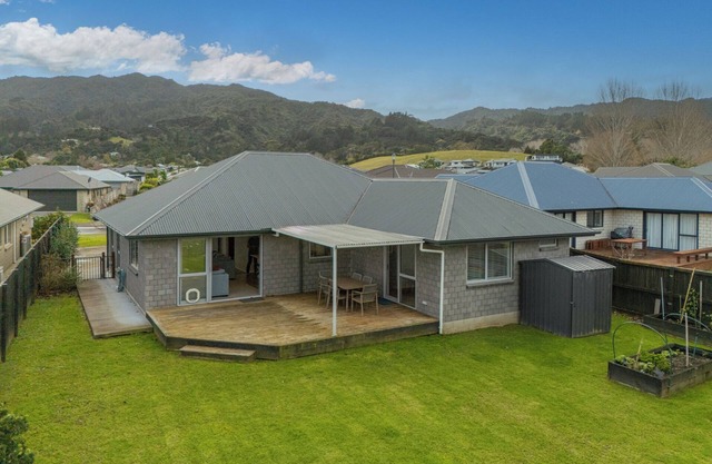 Golden Vista - Coromandel Holiday Home