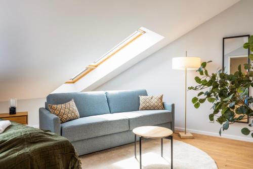 GoldenKey Suites