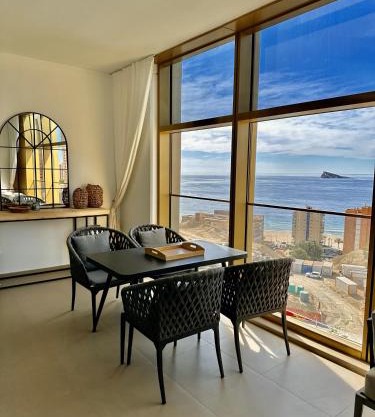 GoldenView Apartment
