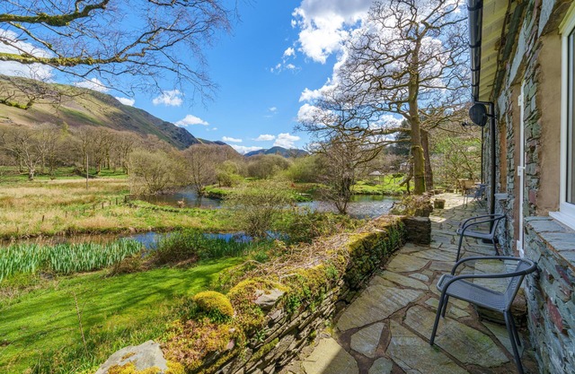 Goldrill Cottage - Riverfront location in Patterdale