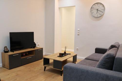 Golemis Apartments