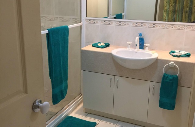 Apartamento en el campo de golf / Dentro de Trinity Links Resort / Autocontenido