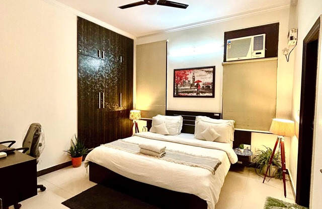 Golf Course Hotel Gurgaon
