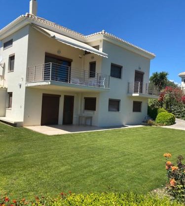Golf View Apartment