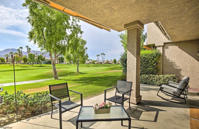 Golfer's Paradise: Condo in PGA West Golf Club!