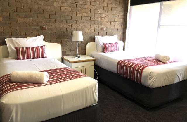 Golfview Motor Inn