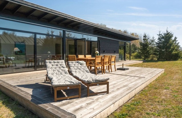 "Gonne" - 350m from the sea by Interhome