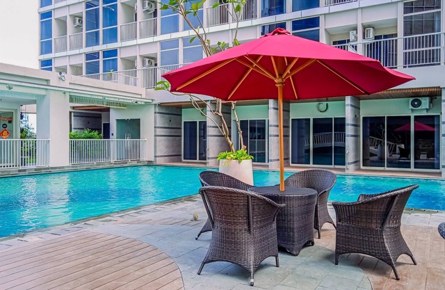 Good And Elegant Studio At Pacific Garden Apartment