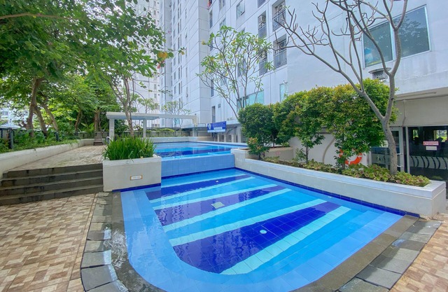Good Deal And Minimalist 2Br At Bassura City Apartment