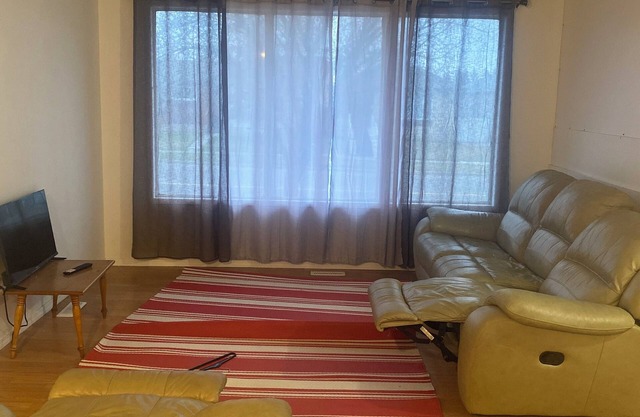 Good place Bedroom 1