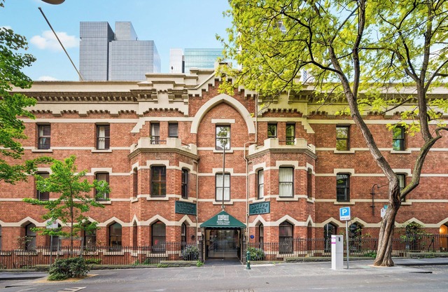 Gordon House Apartments