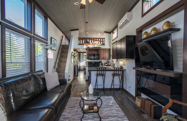 Gorgeous 1BR Tiny Home w/ Pool | Bocce | Free Tix