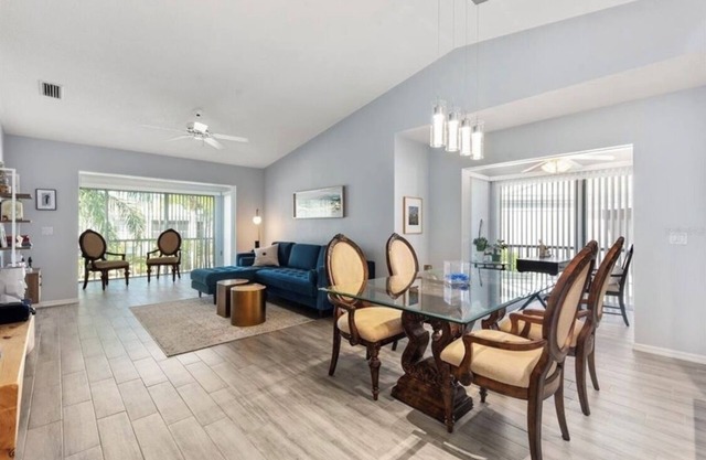 Gorgeous 2-Bedroom 2-Bathroom Furnished Rental