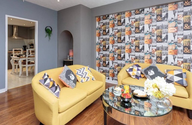 Apartamento-Baño Privado-Vista a la Ciudad