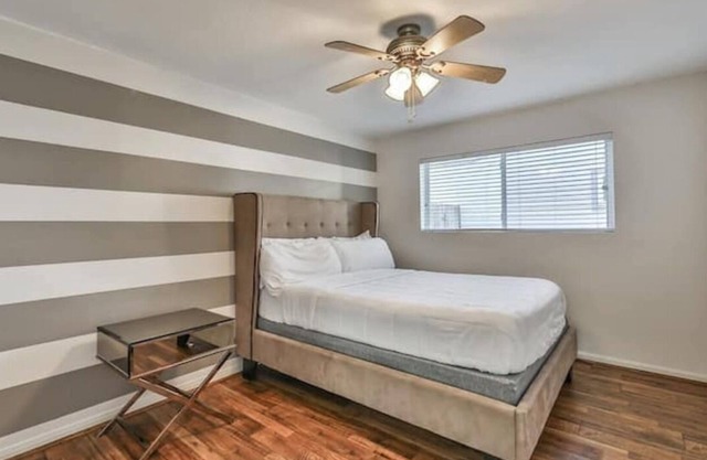 Gorgeous 4 bedroom 2 bath home in center Houston