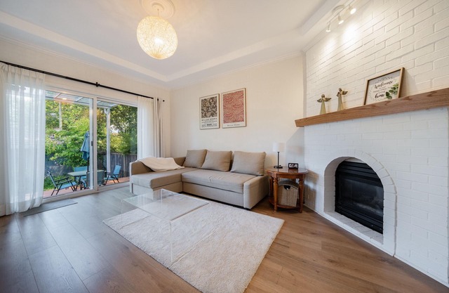 Gorgeous 4 Beds House Close to UBC and Downtown