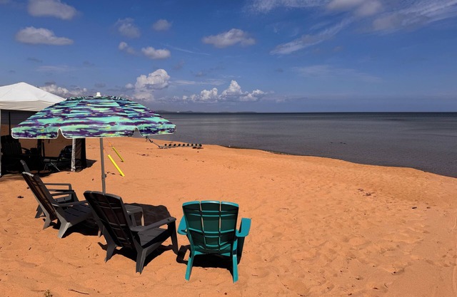 Gorgeous and Private Lakefront Home