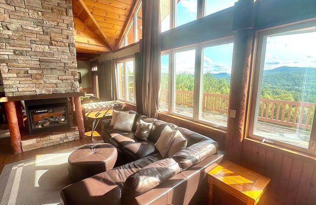Gorgeous and Spacious Cottage in the Heart of Nature