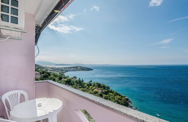Precioso apartamento en Stara Baska 1