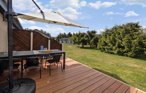 Gorgeous Apartment In Nexø With Sauna