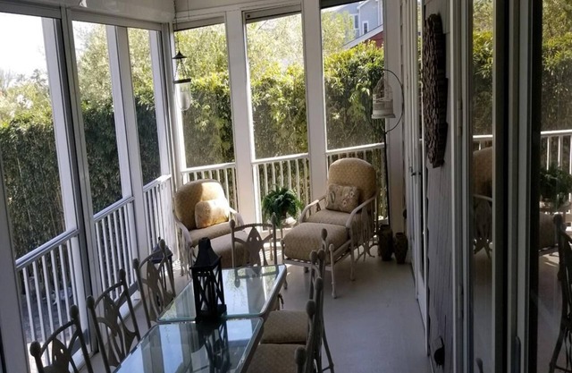 GORGEOUS BAY SIDE HOME!