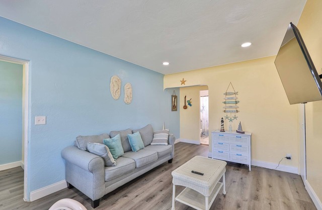 Gorgeous Beach Condo