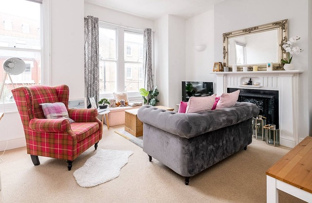Gorgeous Clapham Gem