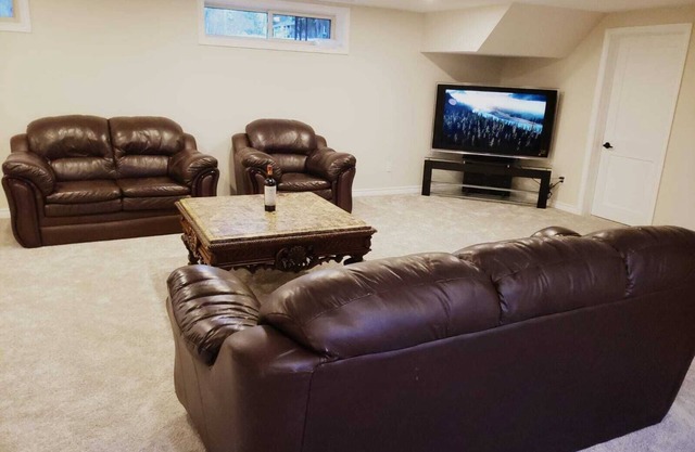 Gorgeous cottage is only a two hour from Toronto