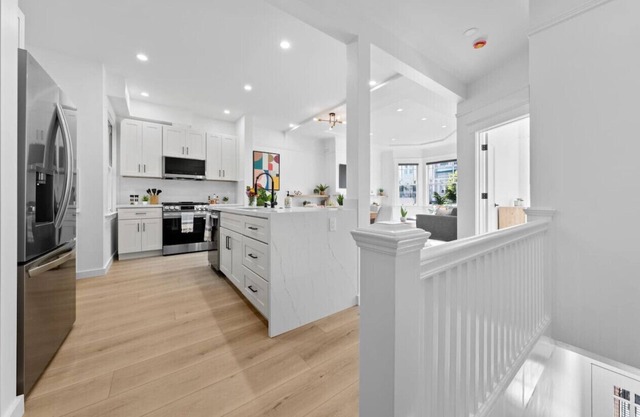 Gorgeous Cow Hollow Home in Phenomenal Location