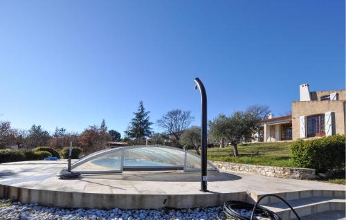 Gorgeous Home In Saint-Laurent-Du-Verdo