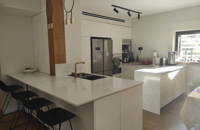 Gorgeous German Colony Apartment with Amazing View