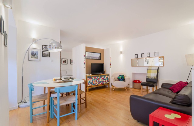 Gorgeous Grassmarket Apartment! En un patio tranquilo y seguro en el centro del casco antiguo