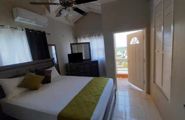 Gorgeous hideout, close to tourist attractions in Jamaica