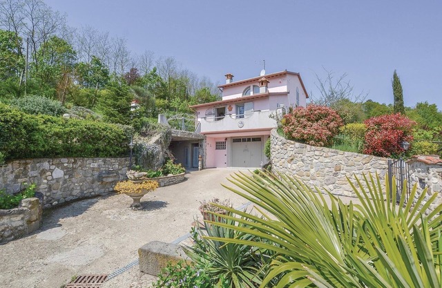 Preciosa casa en Terranuova B.ni -AR-
