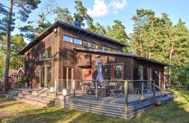 Preciosa casa en Färjestaden con WiFi
