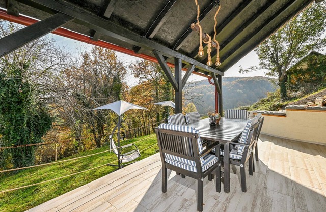 Preciosa casa en Gornja Voca con sauna