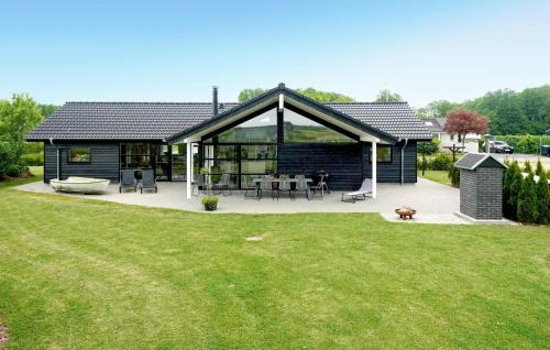 Gorgeous Home In Haderslev With Wifi