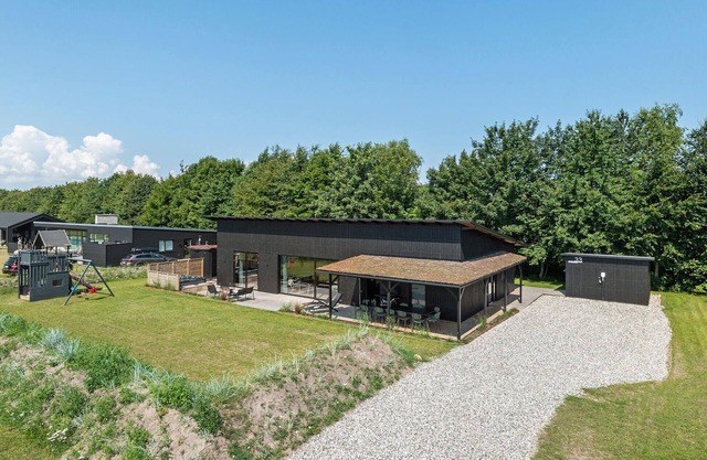 Preciosa casa en Hadsund con cocina.