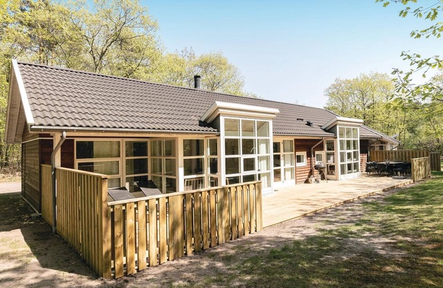 Preciosa casa en Hasle con sauna