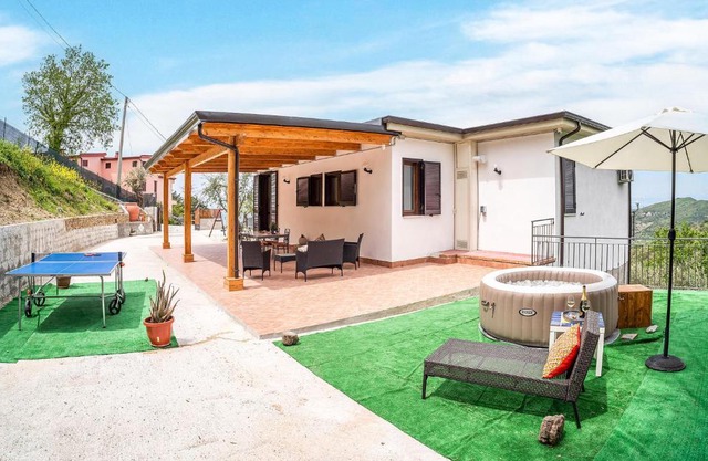 Gorgeous Home In Laureana Cilento