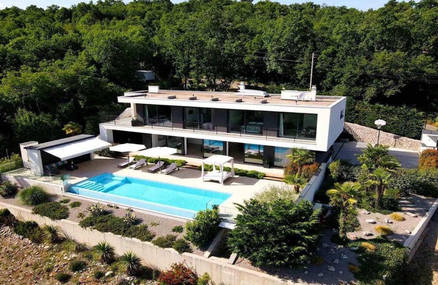 Preciosa casa en Kastav con sauna