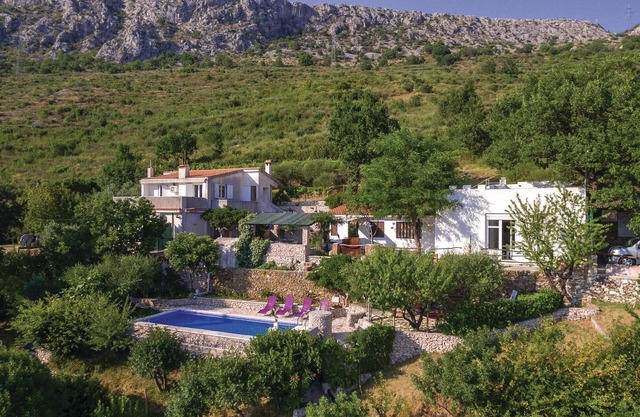 Preciosa casa en Klis con WiFi