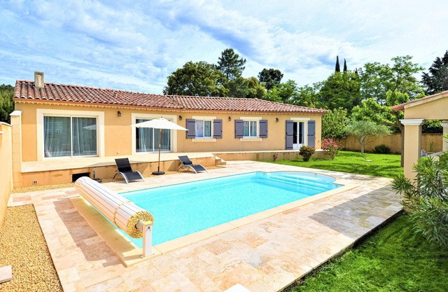 Preciosa casa en Mornas
